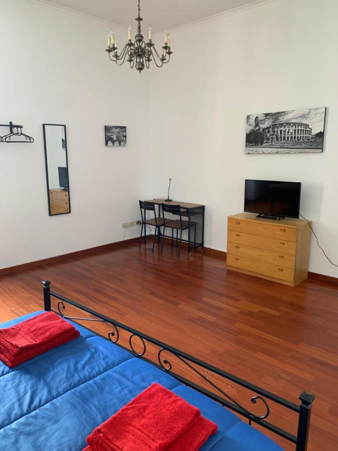 Long John Apartment Rom